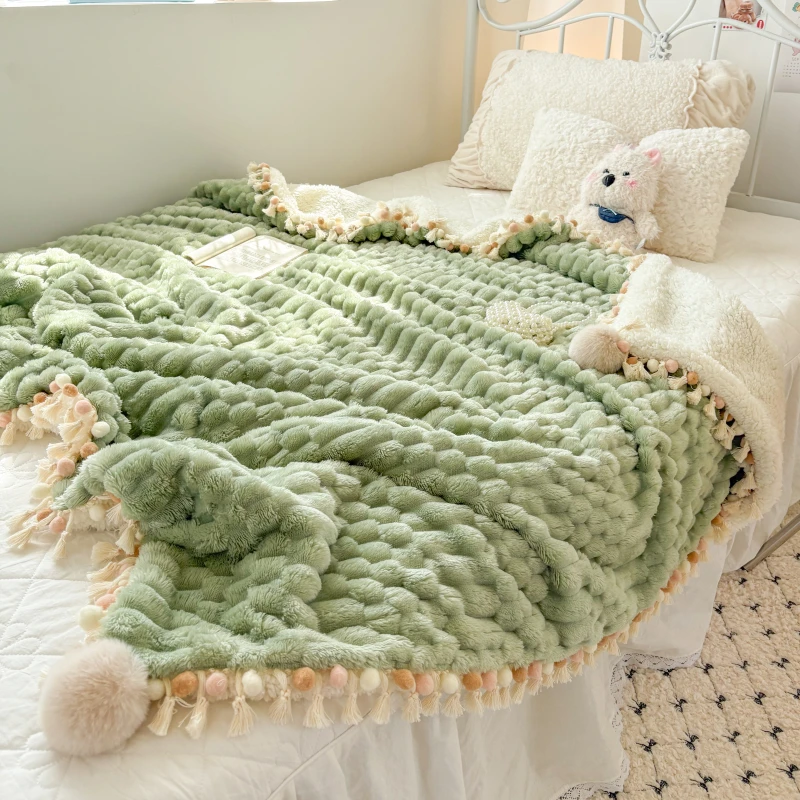 

Living Room Throw Blanket Winter Warm Soft Home Bed Sofa Cozy Comfort Bedspreads and Covers Colchas Matrimonial Decorative