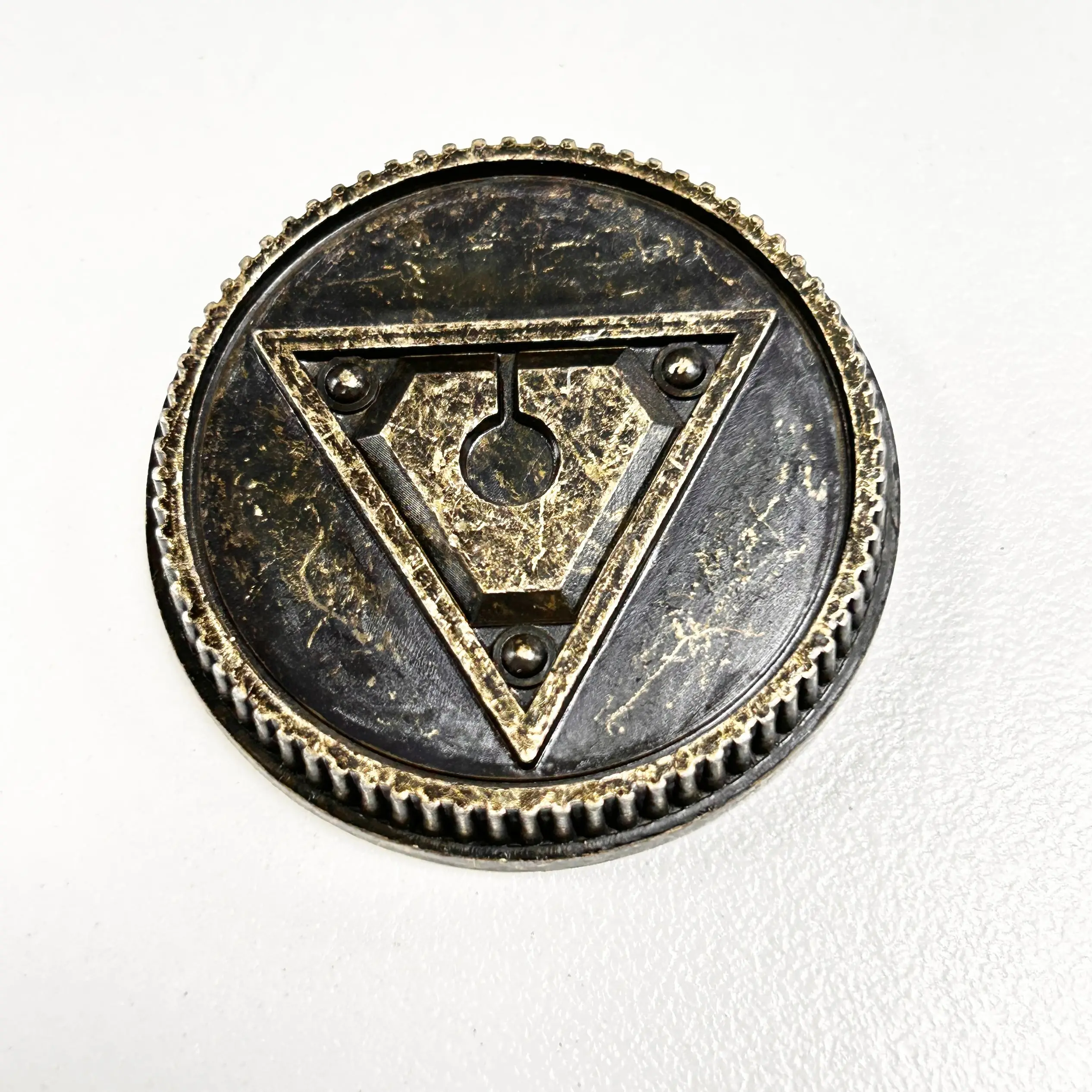 

Legacy Turbo Weathered Power Coin - Compatible with Official Legacy Morpher & Cosplay Prop