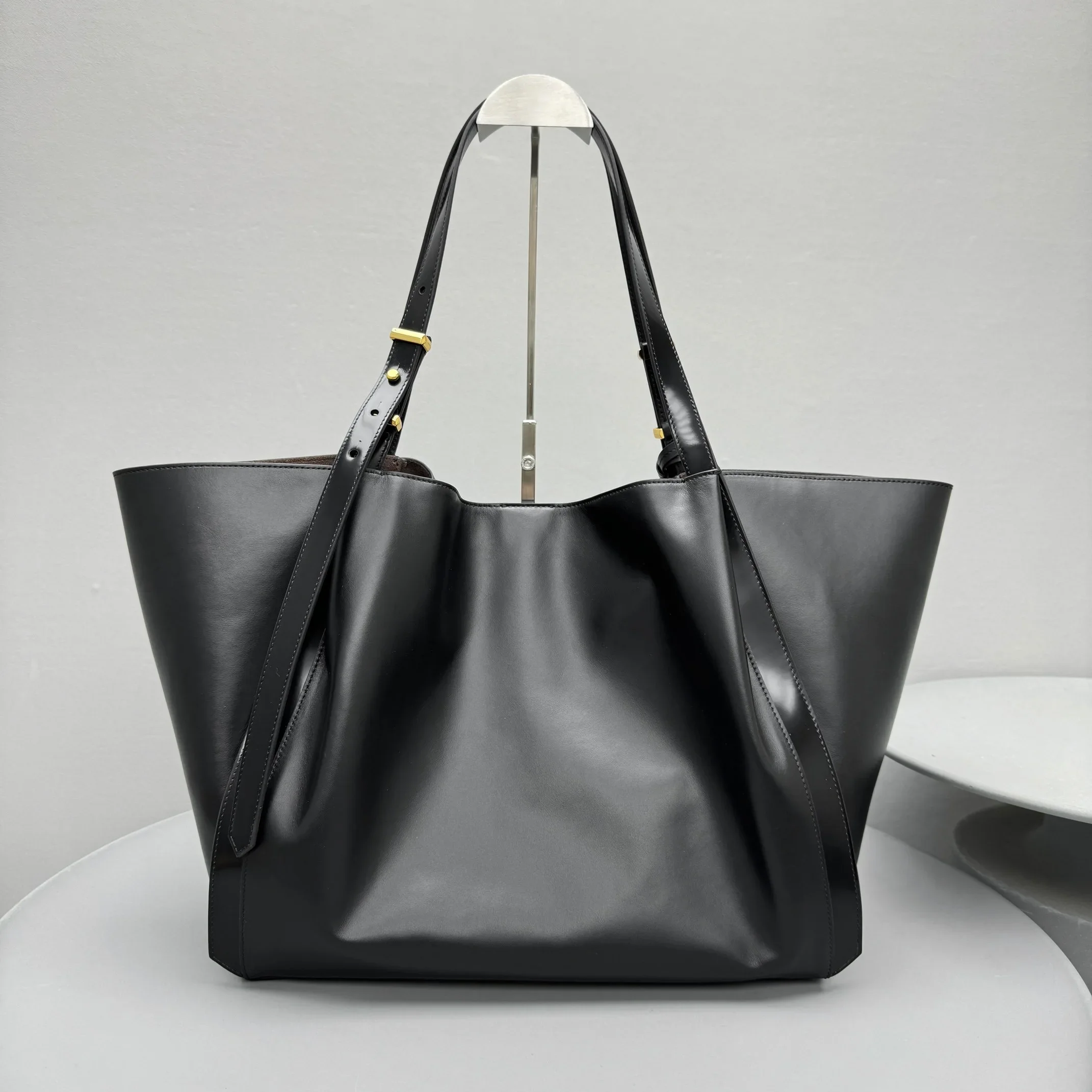 Large Capacity Tote Bags for Women Handbags High Quality Shoulder Luxury Designer Bags Black Genuine Leather Shopping Purses New