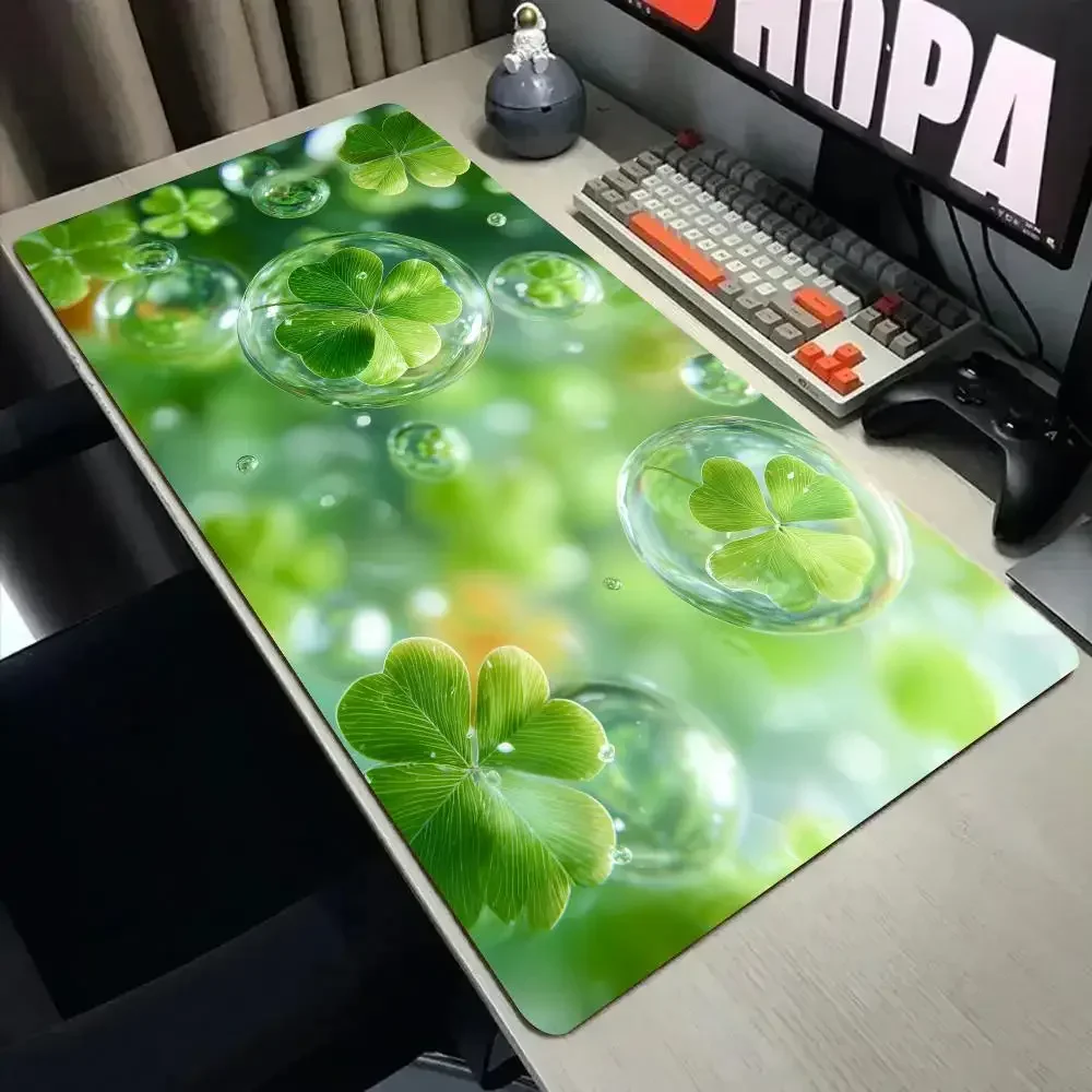 Four Leaf Clover And Bubbles Mouse Pad Desk Mat With Stitched Edge XXL Mousepads Rubber Anti Slip Gamer Keyboard Rug Gaming Mats
