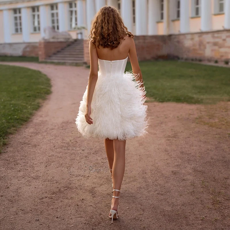 Eightree White Short Wedding Dresses Strapless Feather Satin Backless Bridal Dress Evening Wedding Ball Prom Gowns Customized
