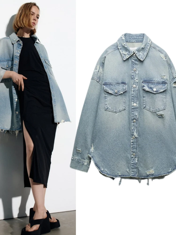 

Loose Casual Light Blue Long Sve Denim irt Jaet Women's Versatile Outerwear Decorative Hole Design Autumn Season Faion