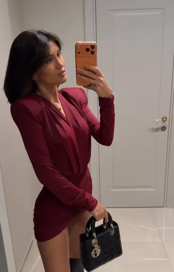 

Sexy Burgundy Deep V-neck Women Mini Dress Elegant Full Sleeve Shoulder Pads Pleated A-line Short Robe Lady Evening Party Gowns