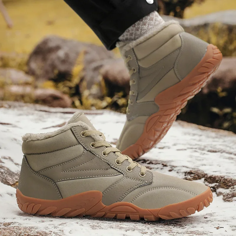 Winter Men's and Women's Sports Shoes Snow Boots Warm and Plush Thick Waterproof Hiking Shoes Anti Slip Fashionable Hiking Shoes
