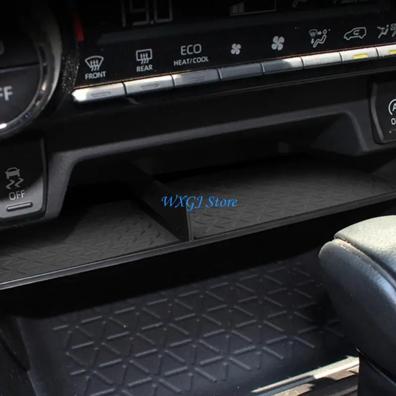 37JE Modern Dashboard Storage Solution For Vehicles From 2020 Until 2023