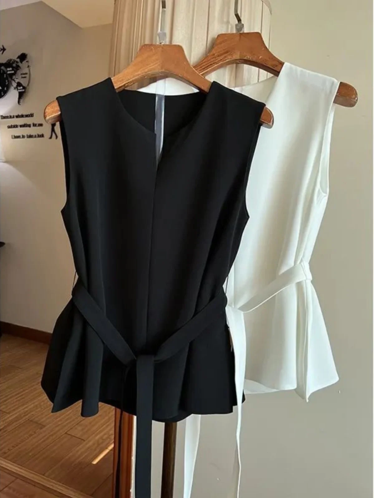 

Модный женский топ Ele White Svel матовый, с завязками на талии, новинка лета 2024