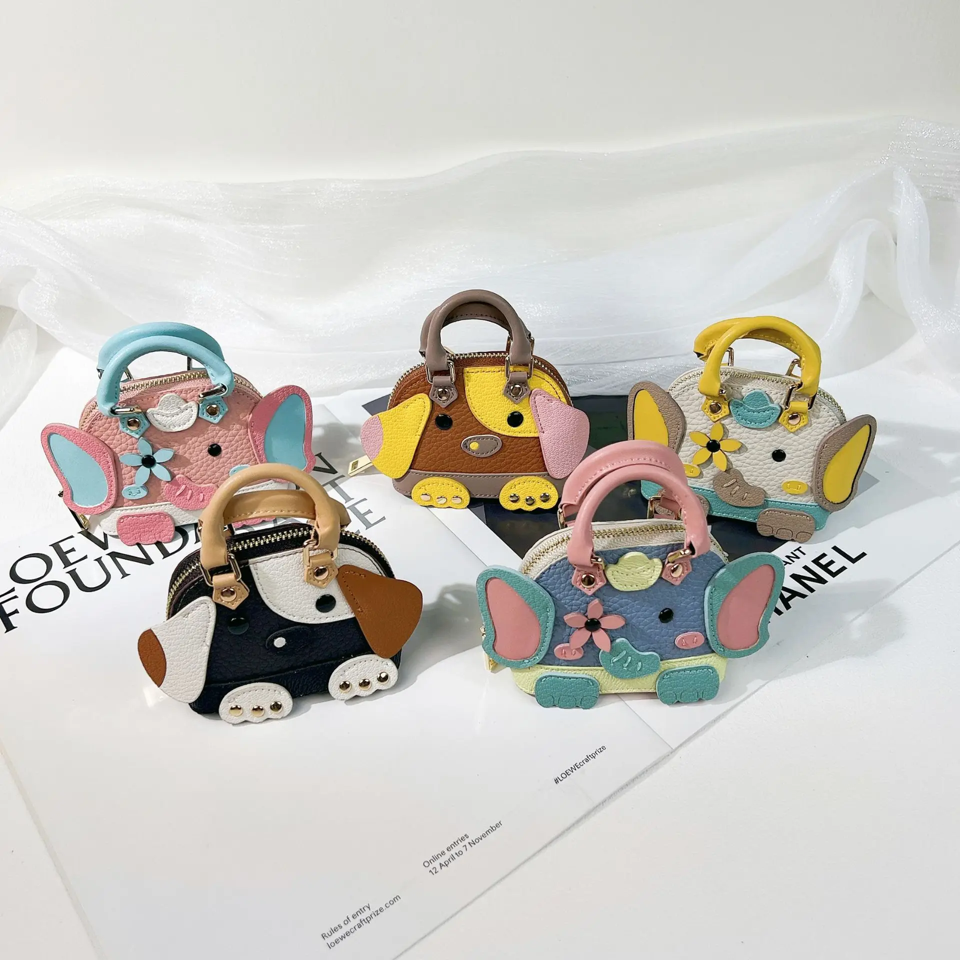 Mini Pink Elephant Bag Same Style Puppy Elephant Earphone Bag Mini Diagonal Cross Change Bag Mouth Red Envelope Female