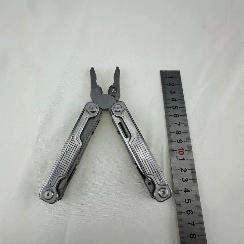 

Titanium alloy pliers tools Single knife pliers Outdoor self-defense Multifunctional knife CNC finishing Multipurpose portable
