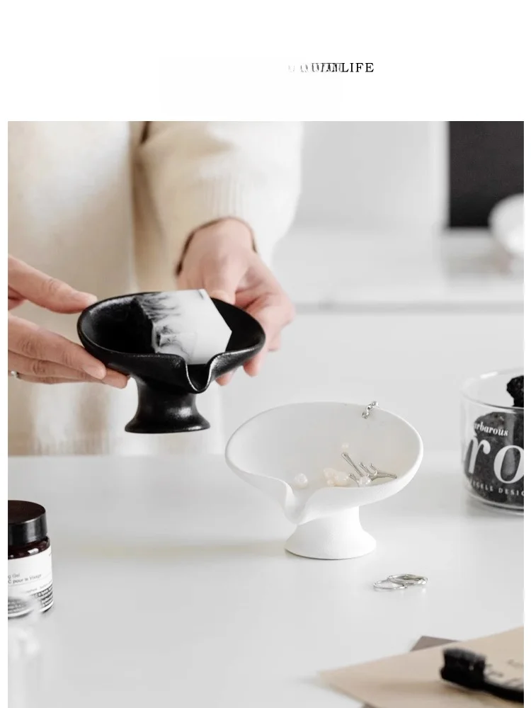 

Мыльница Tlife Cerc с креативным дренажем, европейский простой современный круглый держатель для мыла, скандинавский стиль, однотонная, для всех.