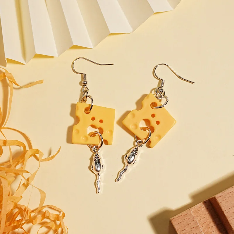 Cute Cheese Mouse Dangle Earrings for Women Funny Acrylic Cheese Slice with Silver Rat Charm Drop Earrings Jewelry