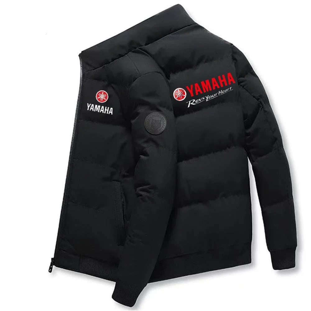 

Новая куртка-пилот Yamaha с принтом на зиму 2025 года — модная и плотная хлопковая одежда, подходящая для молодых мужчин.
