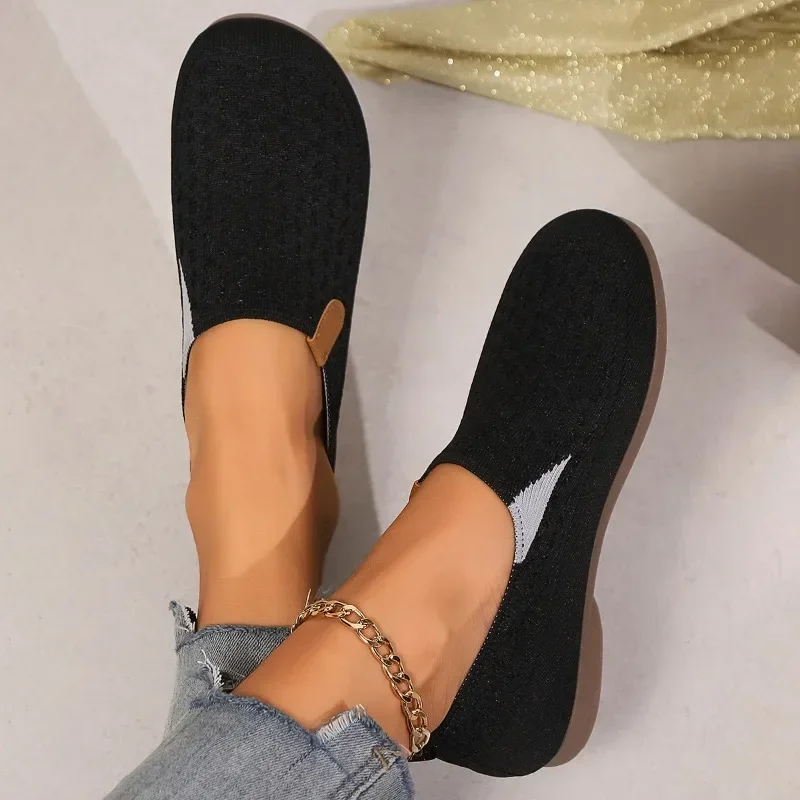 2025 أحذية الإناث شبكة المرأة أحذية فلكنيز خفيفة في الهواء الطلق النساء أحذية رياضية كعب منخفض جولة تو الانزلاق على لينة السيدات حذاء كاجوال