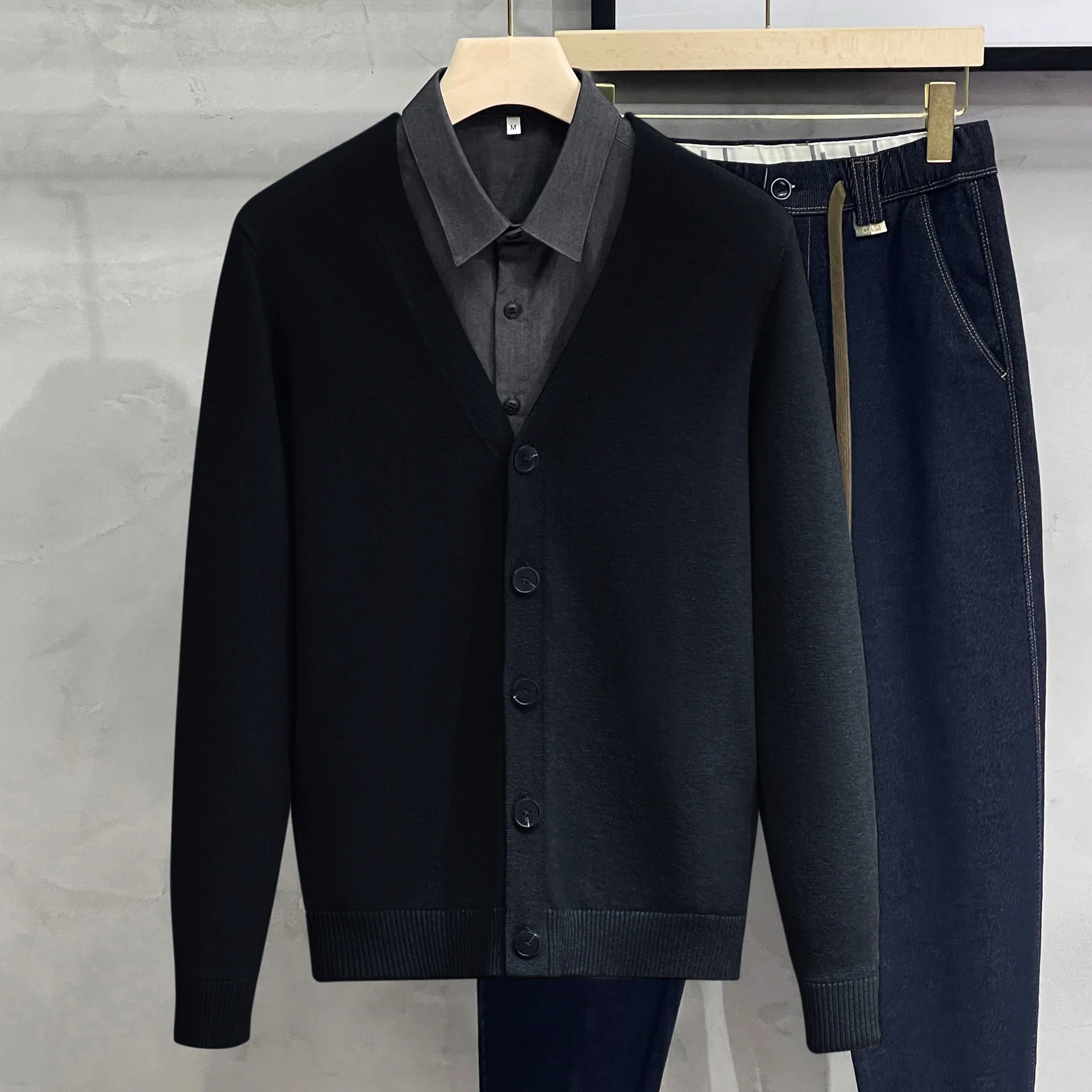 

Spring Autumn Men's Knitted Cardigan Casual V-Ne Sweater Outerwear Korean Sle Long Sve Breathable Comfortable Polyester