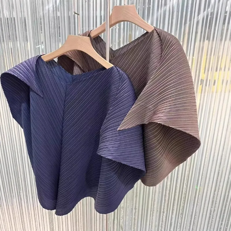 

Miyake Pleated V-Neck Short Sleeve T-Shirt 2026 Summer New Irregular Shaped Elegant Top Simple Casual Women's Stretch Clothing