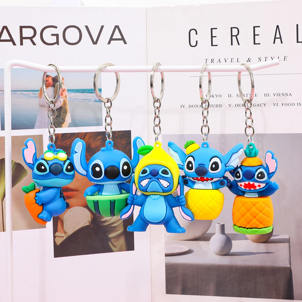 Llaveros de muñecos de dibujos animados para Cosplay, accesorios de PVC, colgante de regalo pequeño para vacaciones, llavero transfronterizo, 5 uds.