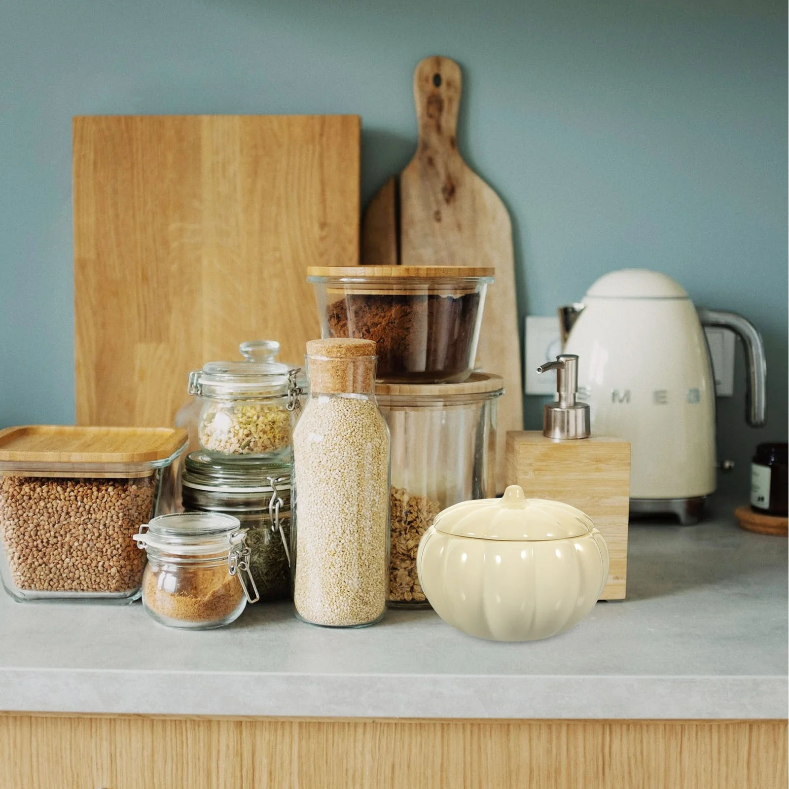 

Ceramic Pumpkin Shape Sealed Container for Tea Candy Coffee Beans Powder Incense Kitchen Storage Jar Tea Canister