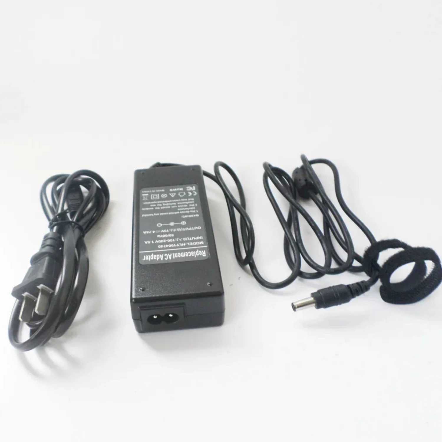 19V 4.74A Laptop Power AC Adapter Charger for R517 R518 R522 R530 R580 NP-RV509 RV511 NP-RV511