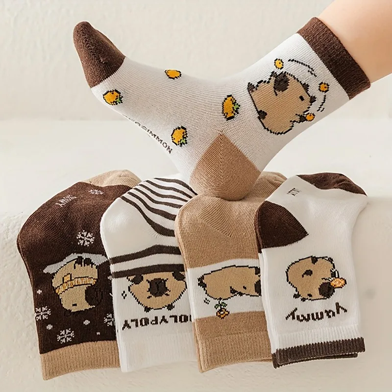 5 Pairs Random Kids Capybara Cartoon Crew Socks, Cute Animal Pattern, Brown Color Set, Fun Daily Wear for Boys And Girls