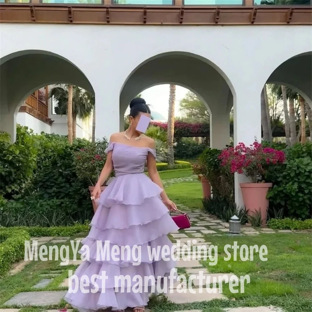 Elegant ปิดไหล่ฉัตรพรหมชุด Organza สีม่วงอ่อนแขนสั้นที่กําหนดเองอย่างเป็นทางการ Growns Party ผู้หญิงเจ้าสาว