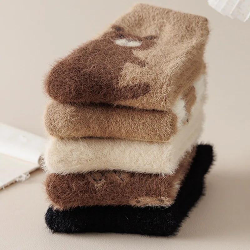 3 pairs of random color women's autumn and winter velvet thickened bear cartoon print cute warm tube socks
