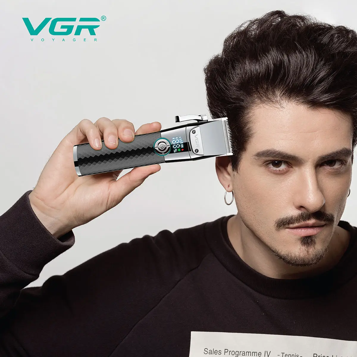 VGR V-682 Venta caliente IPX7 impermeable profesional máquina para cortar cabello cortadora de pelo inalámbrica recargable cipper de pelo para hombres