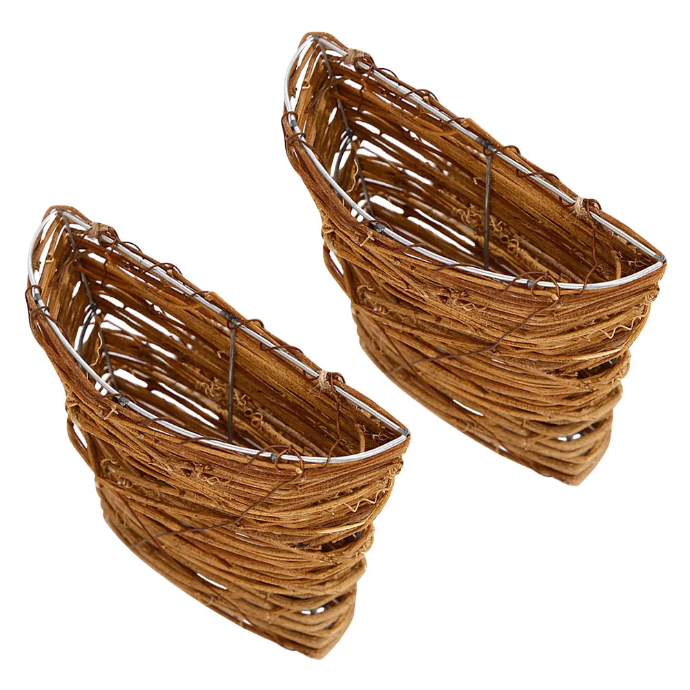 2Pcs Woven Rattan Hanging Wall Basket Farmhouse Style Floral Display Basket Sturdy Natural Wicker Planter for Indoor Outdoor