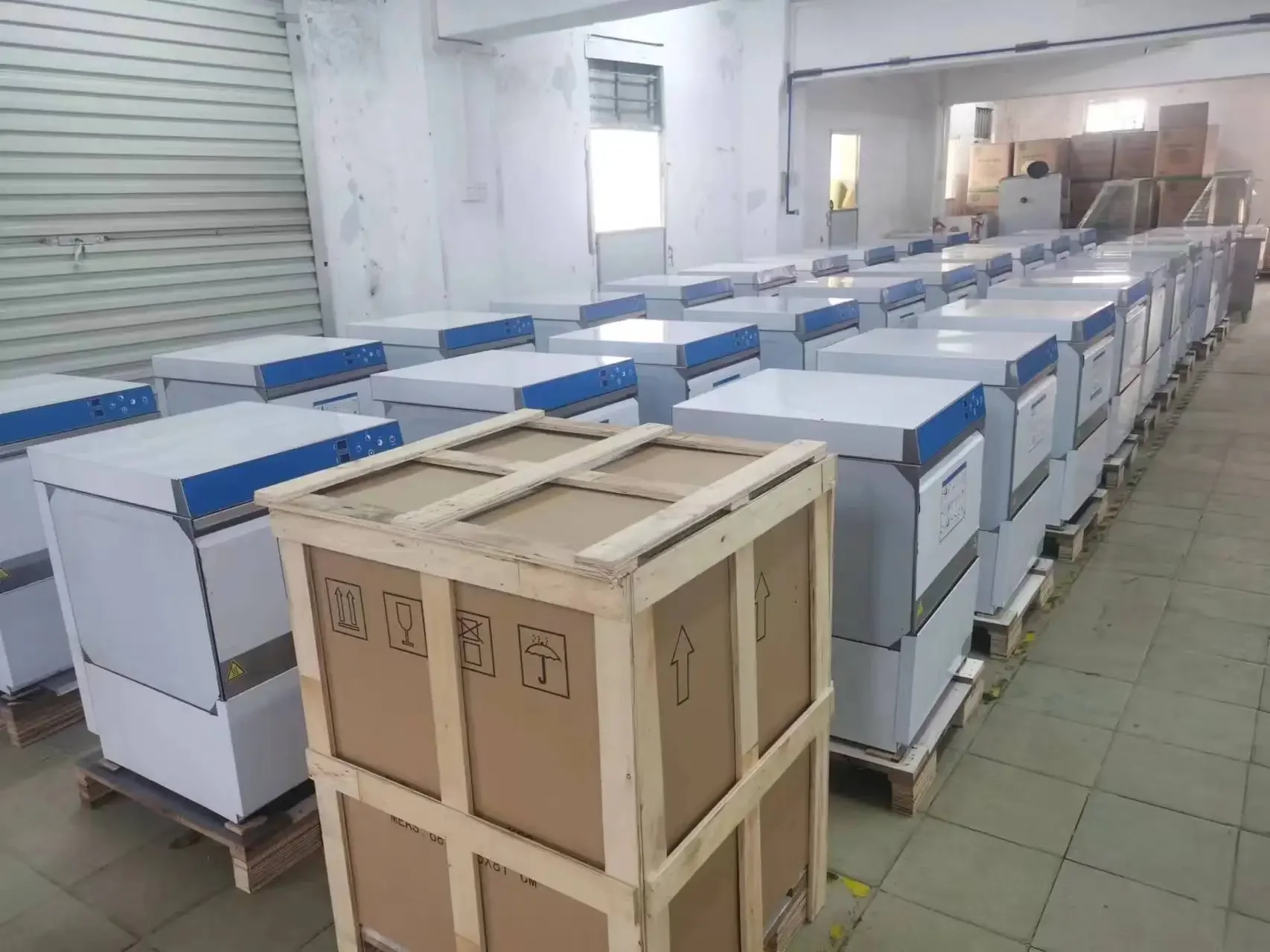 Профессиональный отель-ресторан, полностью автоматическая коммерческая посудомоечная машина под столешницей, посудомоечная машина из нержавеющей стали с бокалом для вина