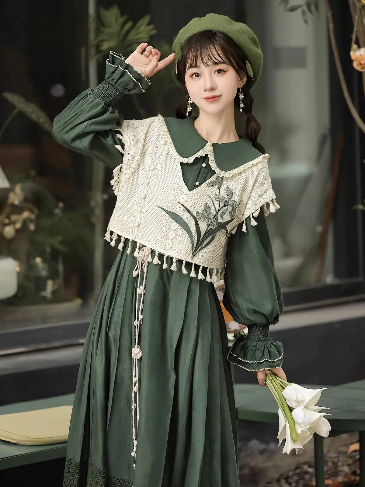 New Chinese Style Vintage Green Lolita Dress Set With Fluffy Sleeves Improve Hanfu Women Han Elements Daily Embroidery Waistcoat - view 2