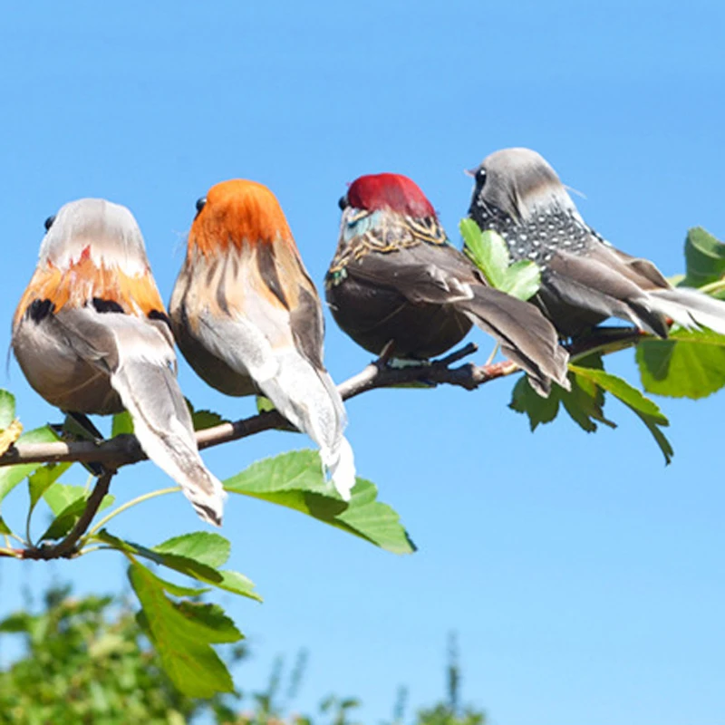 4 Stücke Mini Lebendige Spatzenfedern Künstliche Vögel mit Clip Gartendekoration Baum Outdoor Hof Ornamente Zufällige Farbe