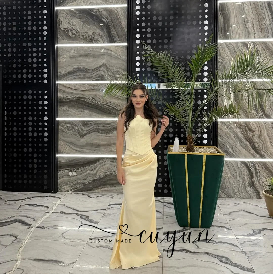 CUYUN Eleganckie Sukienki Wieczorowe na Zamówienie Jasnożółta Satyna Jedwabna Suknia na Przyjęcie Bez Ramiączek Długa Syrena Długa Suknia Balowa