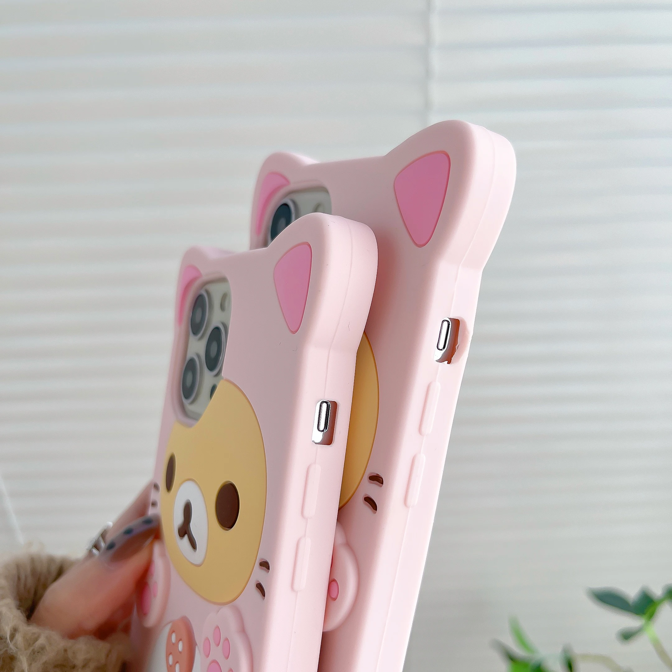 

For iPhone 17 Pro Max 6 7 8 Plus XR XS Max 11 12 13 14 15 16 3D Cute Cartoon Bear Soft Silicone Case Phone Back Cover Shell Skin