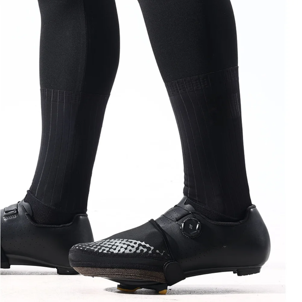 

Breathable Warm Lockable Bicycle Shoe Covers Half Length Windproof Design for Road Mountain Biking and Outdoor Cycling