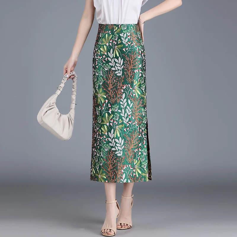 ZUZK Women Elegant Fashion Embroider Slit  Bodycon Skirt Female High Waist Qipao Style Chic Slim Long Pencil Skirts M-4XL