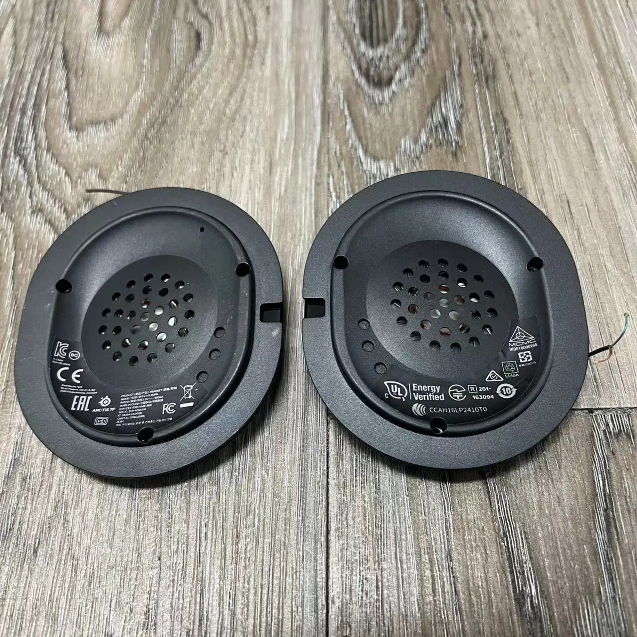 Original used unit speaker for SteelSeries Arctis 7 ,7+ ,7P Headphones replacement Repair spare parts