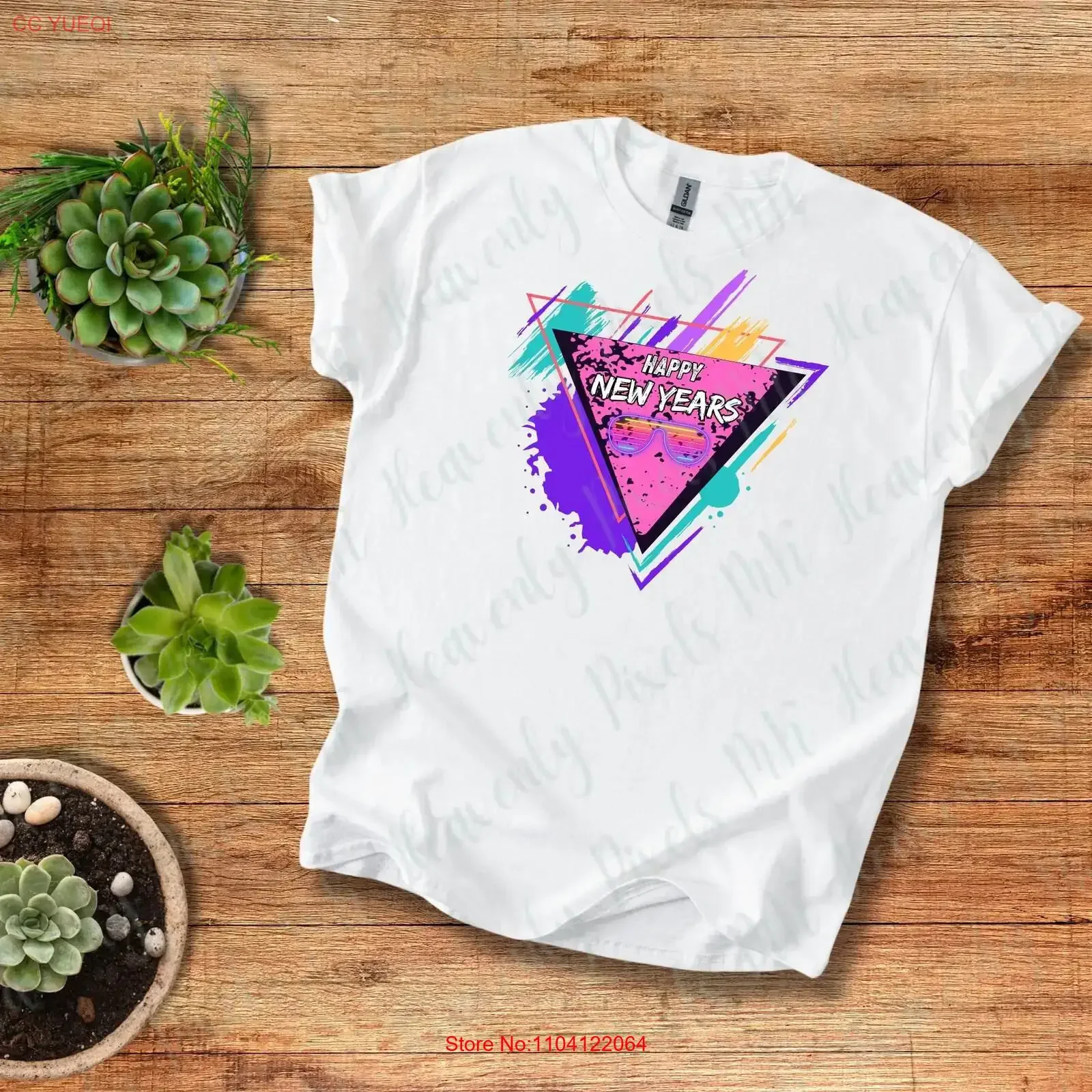 

Футболка с Новым годом 80-х годов, ретро-дизайн с жирным эскизом, надписью, градиентные солнцезащитные очки, брызги краски, винтажные мытые унисекс