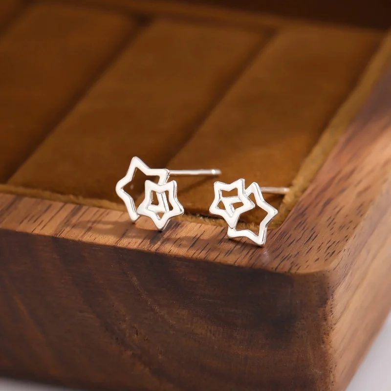 Hot selling new 925 sterling silver fashionable and exquisite hollow out size pentagram simple temperament personalized earrings