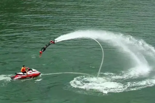 Water craft,  trapeze, American version of aircraft,  jet aircraft, water dragon