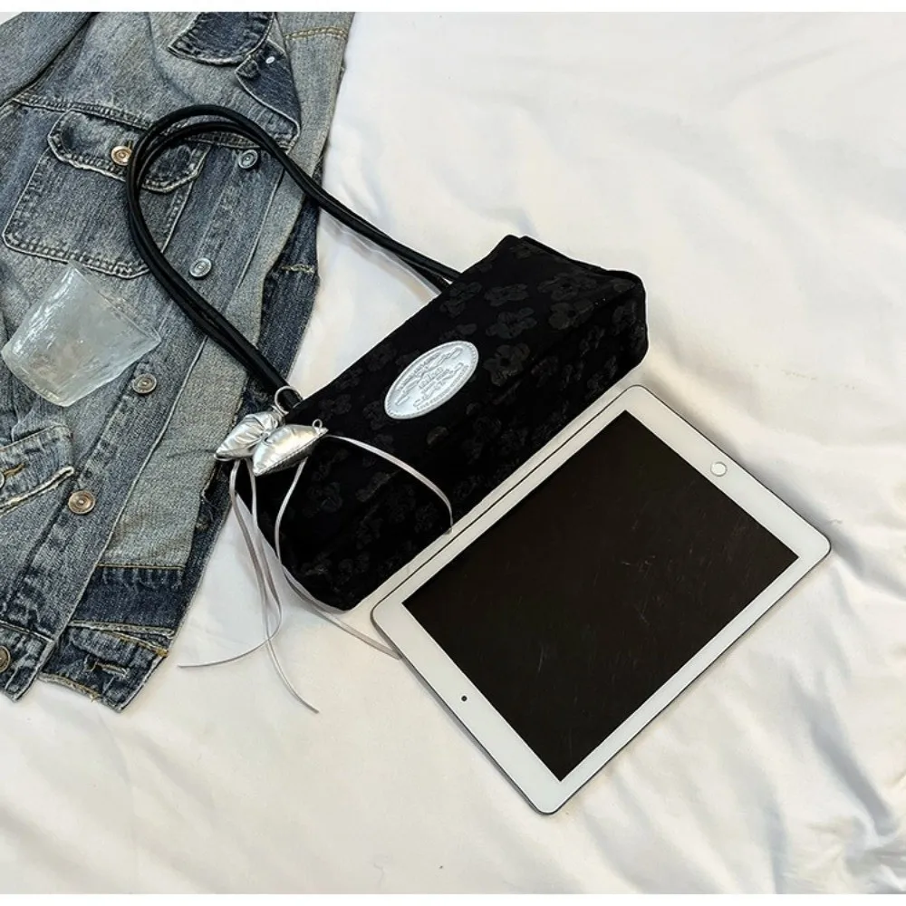 

Korean Elegant French Stick Handbag Leisure Zipper Jacquard Shoulder Bag Solid Color Commuting Armpit Bag Girls