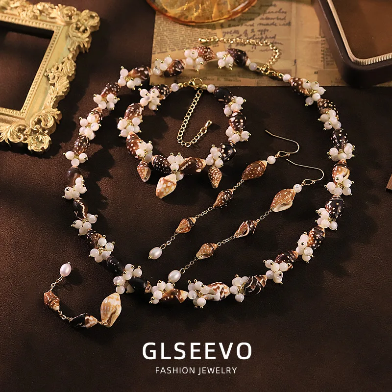 Natural Pearl Conch Bracelet Necklace Earring Set – A Versatile And Unique Jewelry With 18K Gold Plating