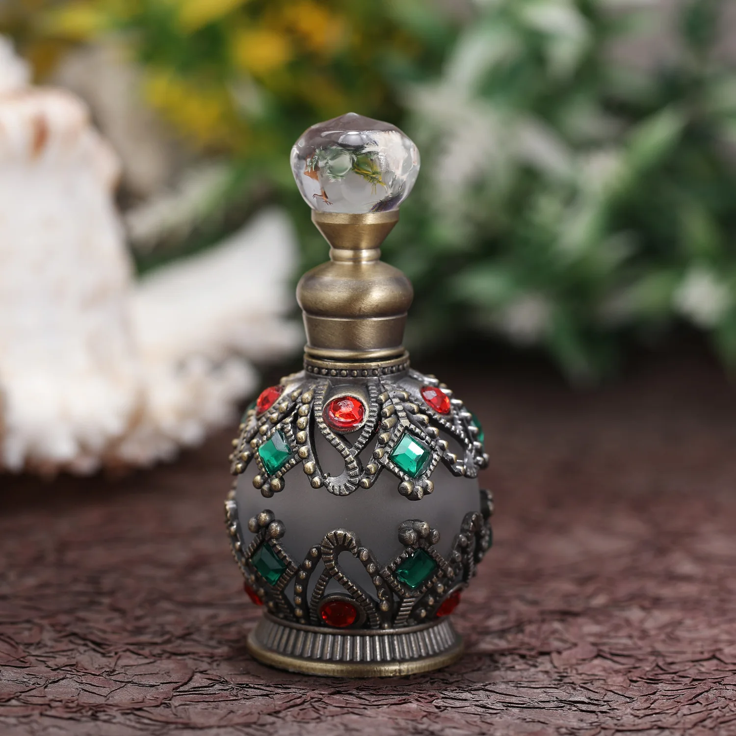 15ml Vintage Antique Refillable Glass Perfume Bottles Case Box Essential Oil Cosmetic Container for Elegant Woman Wedding Gift