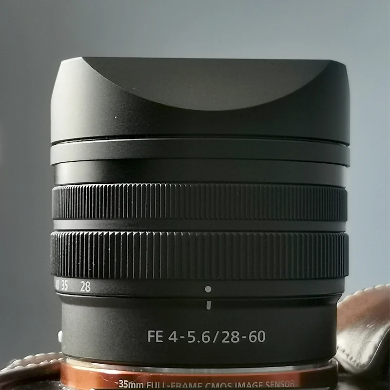 

Design for Sony FE 28-60mm F/4-5.6 Lens SEL2860 Metal Bayonet Square Lens Hood Comes with Metal Cap