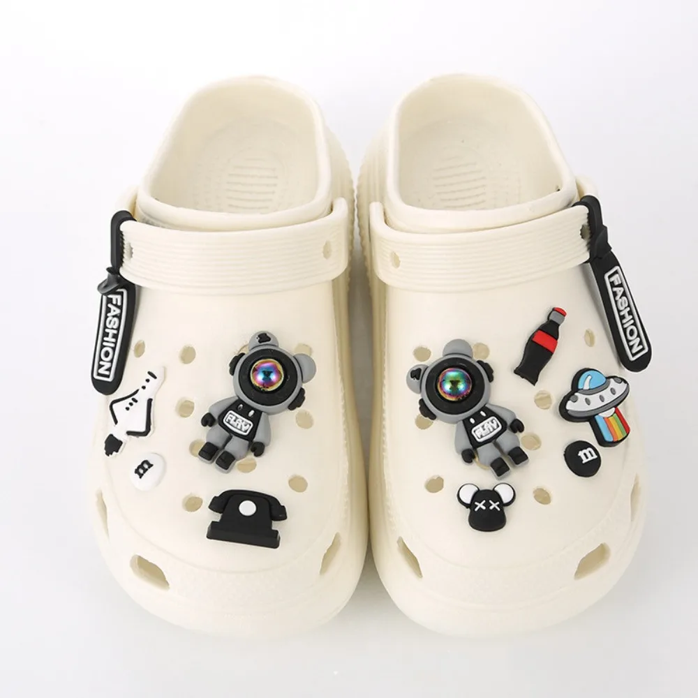 New Cute Cartoon Space Series Hole Shoe Charms Decorations Soft Rubber Astronaut Shoes Buckle DIY 3D Hole Shoe Accessories