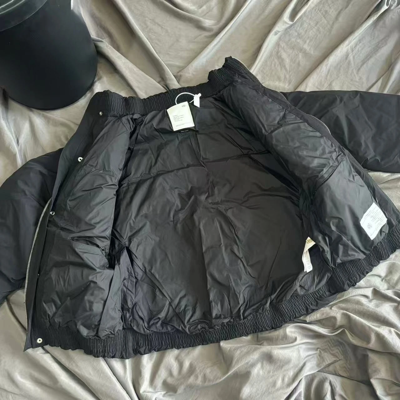 

Solid Madness MDNS Zipper Stand Collar Down Jacket Embroidery Patch Label Men Women Winter Thick Keep Warm Loose Casual Jackets