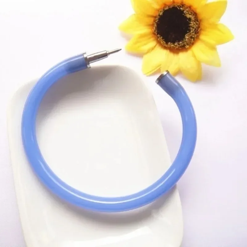 أقلام حبر جاف بسوار مرن ، كرة كتابة ، أدوات مكتبية ، مكتب ، مدرسة ، مستلزمات طلابية ، أقلام طلاب ، ألوان عشوائية ، 3 عبوات