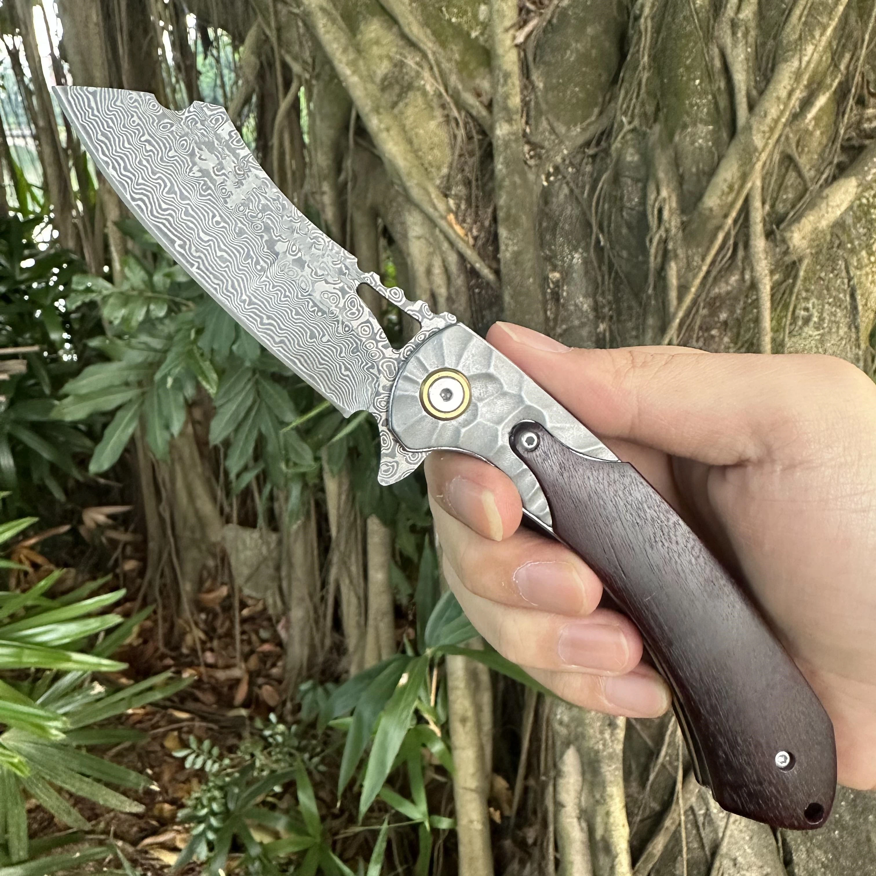 

SteelRose Handmade VG10 Damascus Folding Knife With Ball Bearing Fast&Smooth Opening Comfortable Sandalwood Handle EDC Outdoor