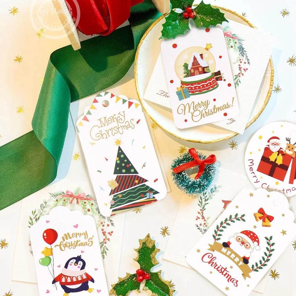 50PCS Christmas Cartoon Kraft Paper Tags With Rope Xmas Tree/Santa Claus Printed Crafts Hanging Labels for Noel Gifts Wrapping