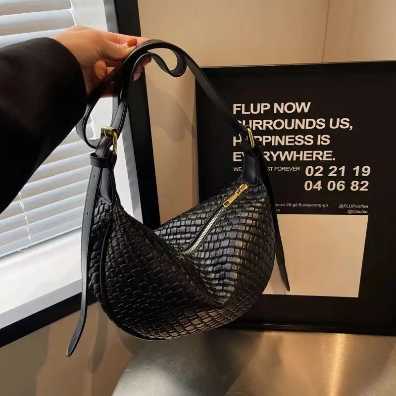 Woven Knot Decoration and Handbag for Shopping Dating Wedding Banque Upscale Vintage Fashion Crescent Hand Carrying Bag сумка