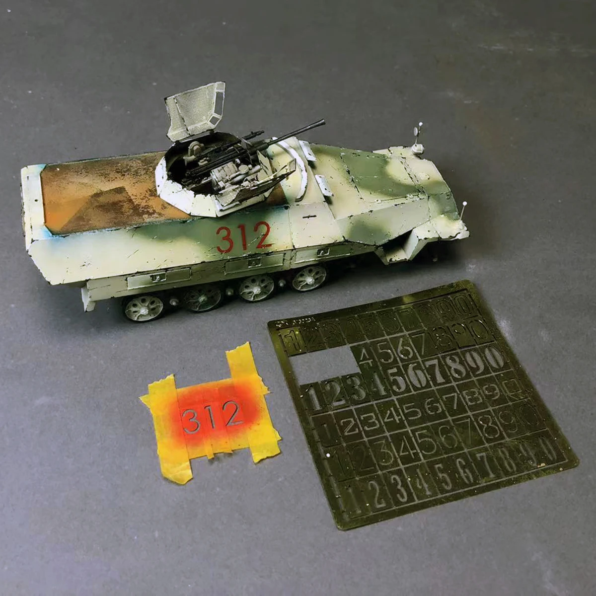 Modellbausatz, Malwerkzeuge, wiederverwendbare Metall-Hohlluftstrahl-Schablone, Sprühmaske, Militär-Schablone, arabische Ziffern, 1/35 – Detail 2