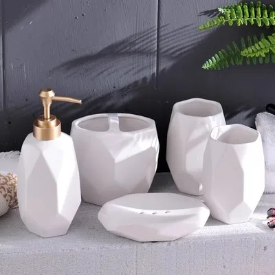 Wash Kit Toothbrush Holder and Mouthwash Cup Modern Bathroom Soap Dispenser Set European Home Ceramics Accessories