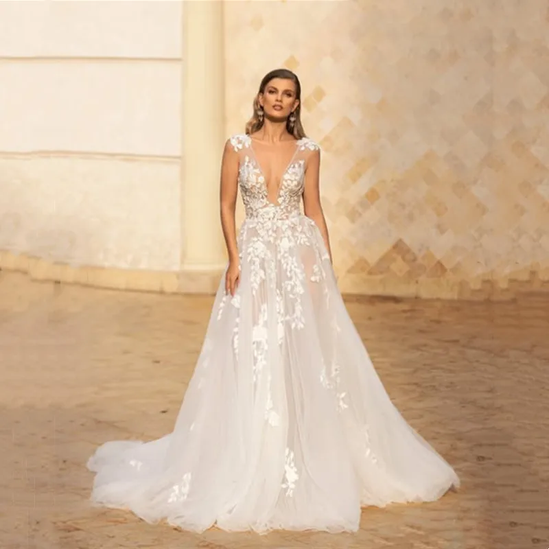 Robe de mariée A-ligne à col en V profond de luxe, Boho, appliques en fibre de dentelle, patients, robe sexy, dos nu, train de balayage, personnalisé, 2025